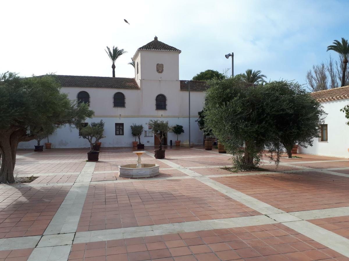 סוסינה Hacienda Riqueleme Golf Resort מראה חיצוני תמונה